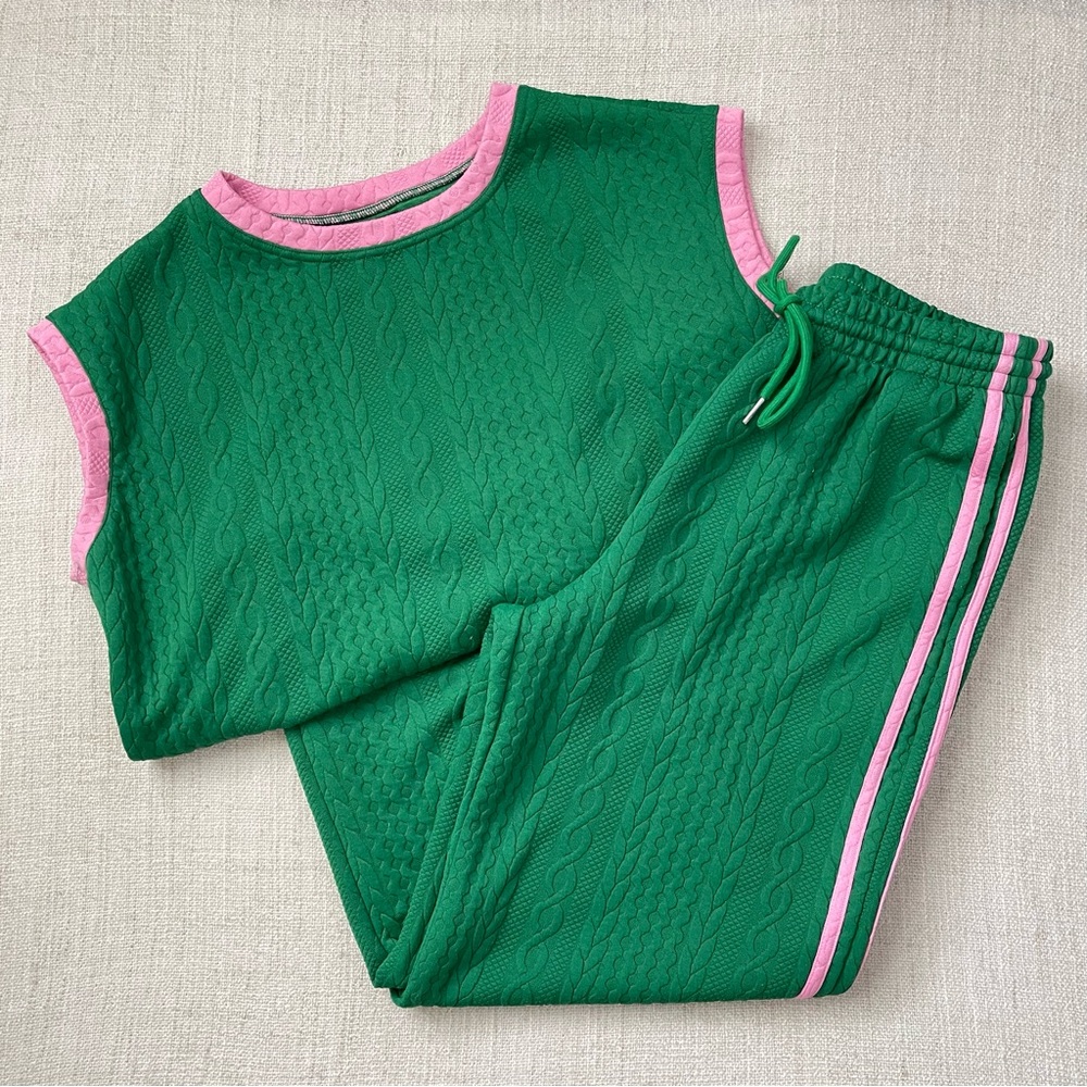 Amazon Green and Pink Women's Set